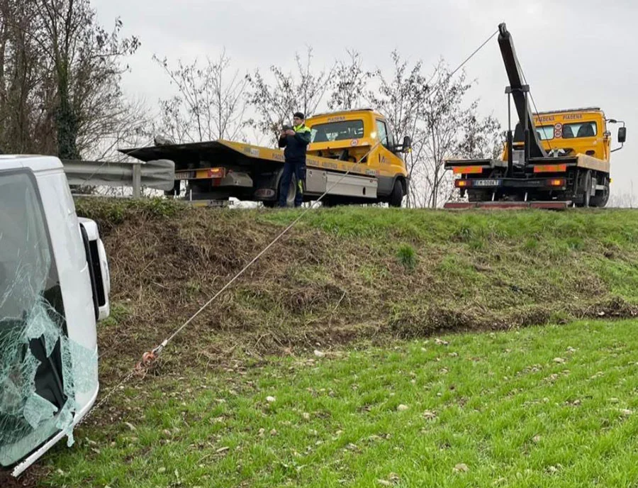 recupero auto incidente stradale Castiglione recupero auto incidente stradale Castiglione
